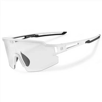 Ochelari de ciclism Rockbros fotocromatici cu protectie UV si insert corectiv - alb