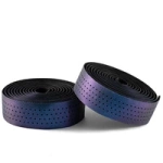 Banda de ghidon Rockbros din silicon perforat cu efect cameleon - violet
